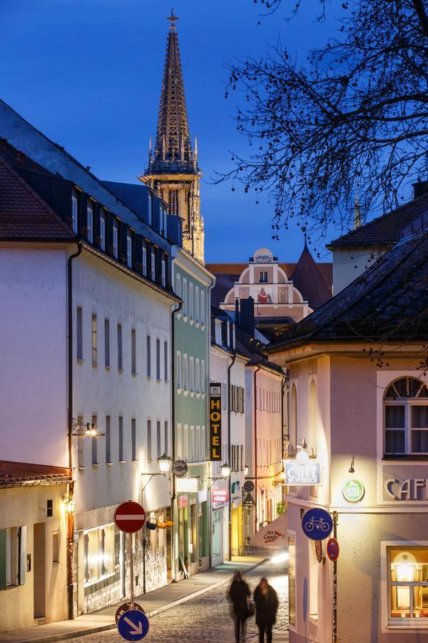 Hotel Am Peterstor Regensburg Ngoại thất bức ảnh